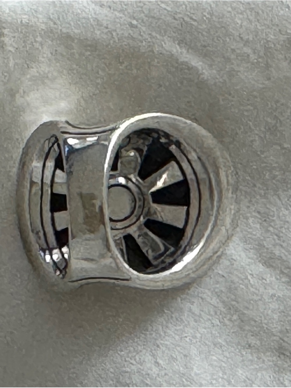 LIKE NEW - JOHN HARDY DOT STATEMENT RING, STERLING SILVER (925) - SIZE 7 - Picture 6 of 13